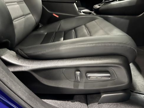 Used 2023 Honda CR-V EX-L image 40