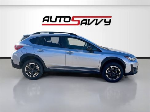 Used 2023 Subaru Crosstrek 2.0i Premium image 8