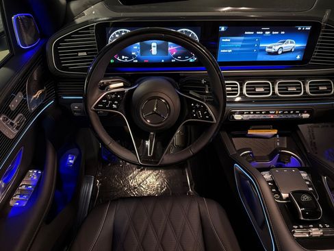 New 2026 Mercedes-Benz Maybach GLS 600 4MATIC image 13