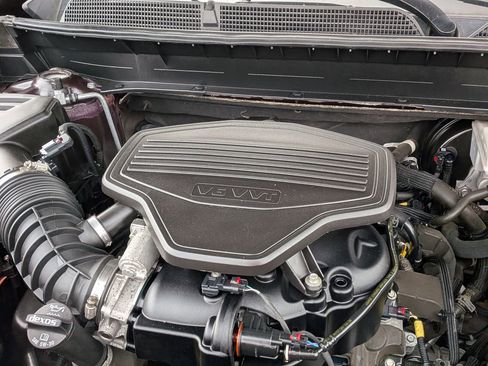 Certified 2021 GMC Acadia SLE w/ Driver Convenience Package image 34