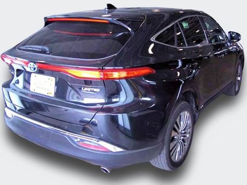 Used 2024 Toyota Venza Limited AWD/4WD image 2