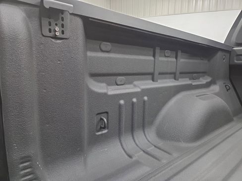 Used 2022 GMC Canyon Elevation w/ Elevation Premium Package image 36