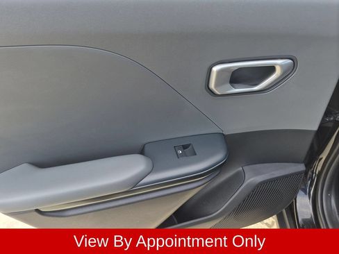 Used 2025 Kia K4 FWD image 27