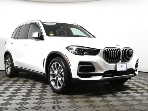 Used 2022 BMW X5 xDrive40i w/ Premium Package AWD/4WD image 9