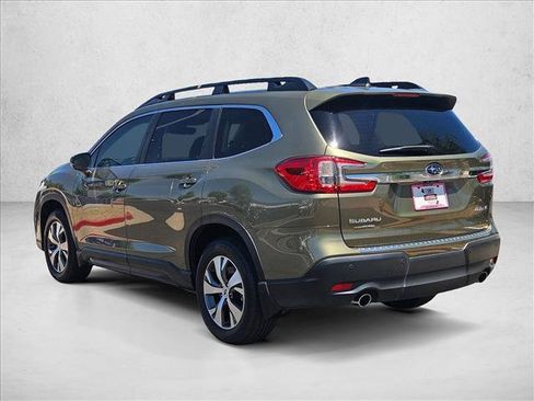 Certified 2025 Subaru Ascent Premium w/ Popular Package #1 AWD/4WD image 9