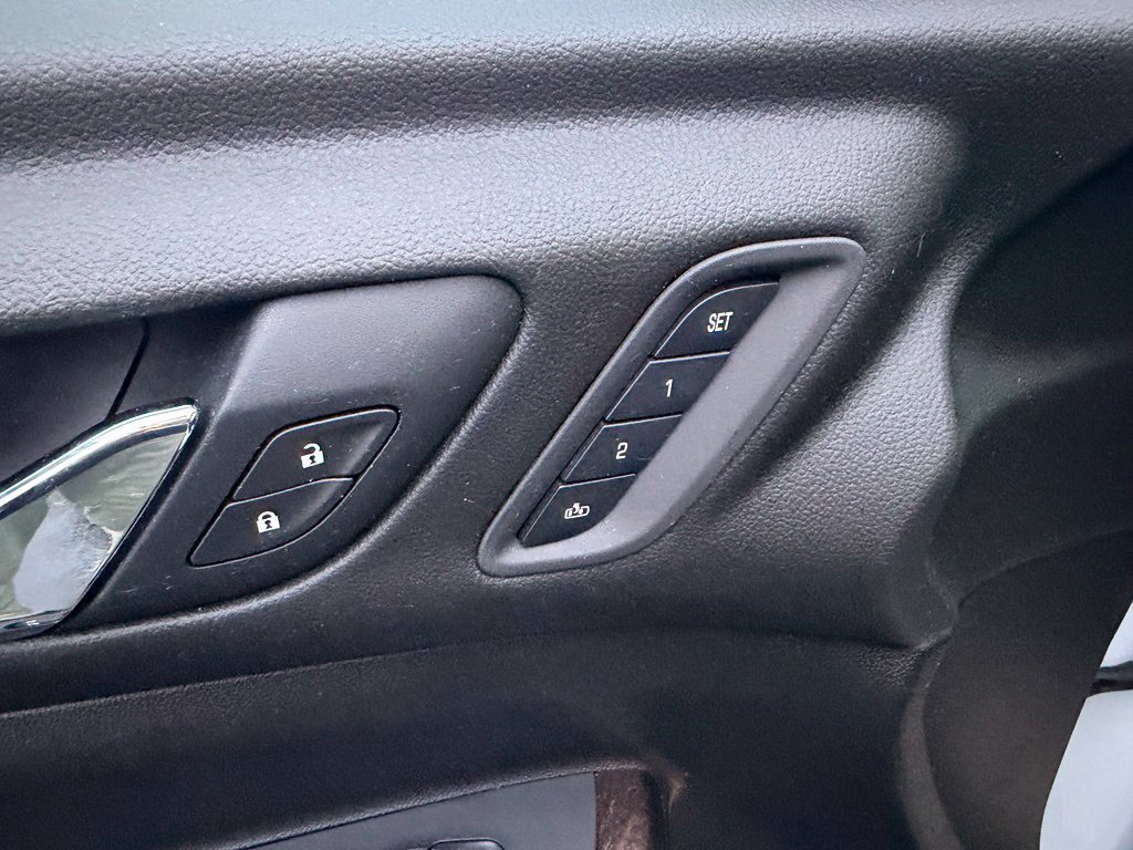 Certified 2021 GMC Acadia Denali w/ Denali Technology Package AWD/4WD image 13