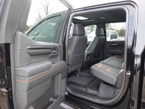 Used 2024 GMC Sierra 1500 AT4 w/ AT4 Premium Package image 20