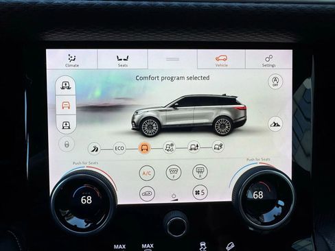 Used 2018 Land Rover Range Rover Velar R-Dynamic SE image 15