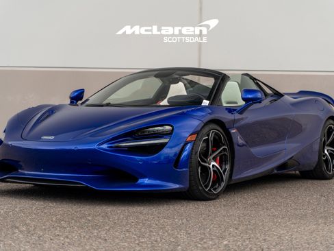 Used 2024 McLaren 750S Spider image 3