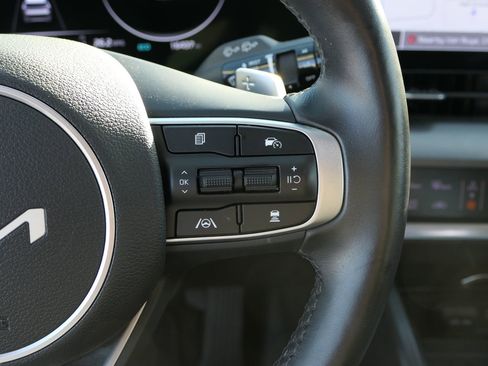 Used 2024 Kia Sportage SX Prestige image 19