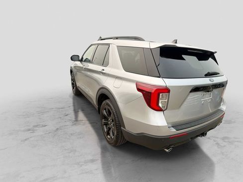 Certified 2024 Ford Explorer ST-Line w/ Class IV Trailer Tow Package AWD/4WD image 4