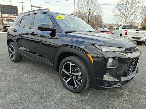 Used 2023 Chevrolet TrailBlazer RS w/ Convenience Package image 7