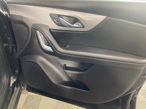 Certified 2024 Chevrolet Blazer LT w/ Convenience Package image 6