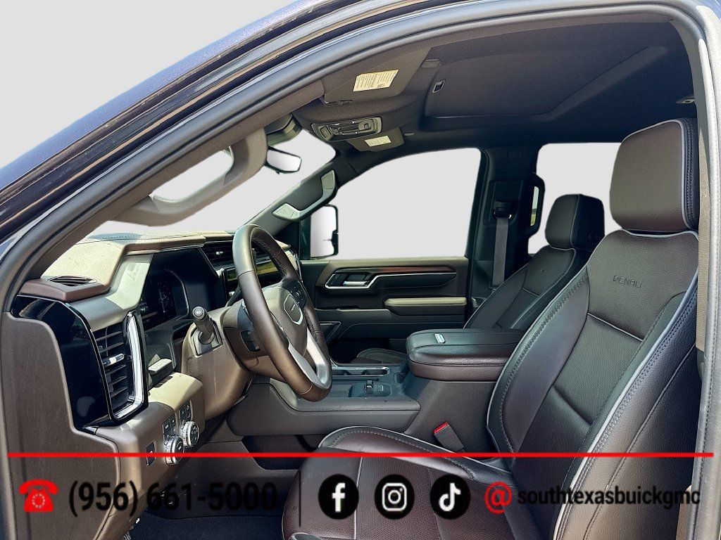 Used 2026 GMC Sierra 2500 Denali w/ Denali Reserve Package AWD/4WD image 12