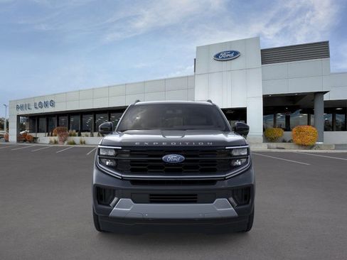 New 2026 Ford Expedition Platinum w/ Driver's Package AWD/4WD image 6