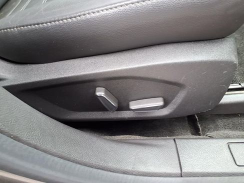 Used 2016 Ford Fusion SE w/ Equipment Group 202A FWD image 85
