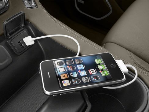 Used 2016 GMC Yukon XL SLT AWD/4WD image 18