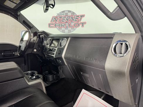 Used 2009 Ford F250 FX4 image 12