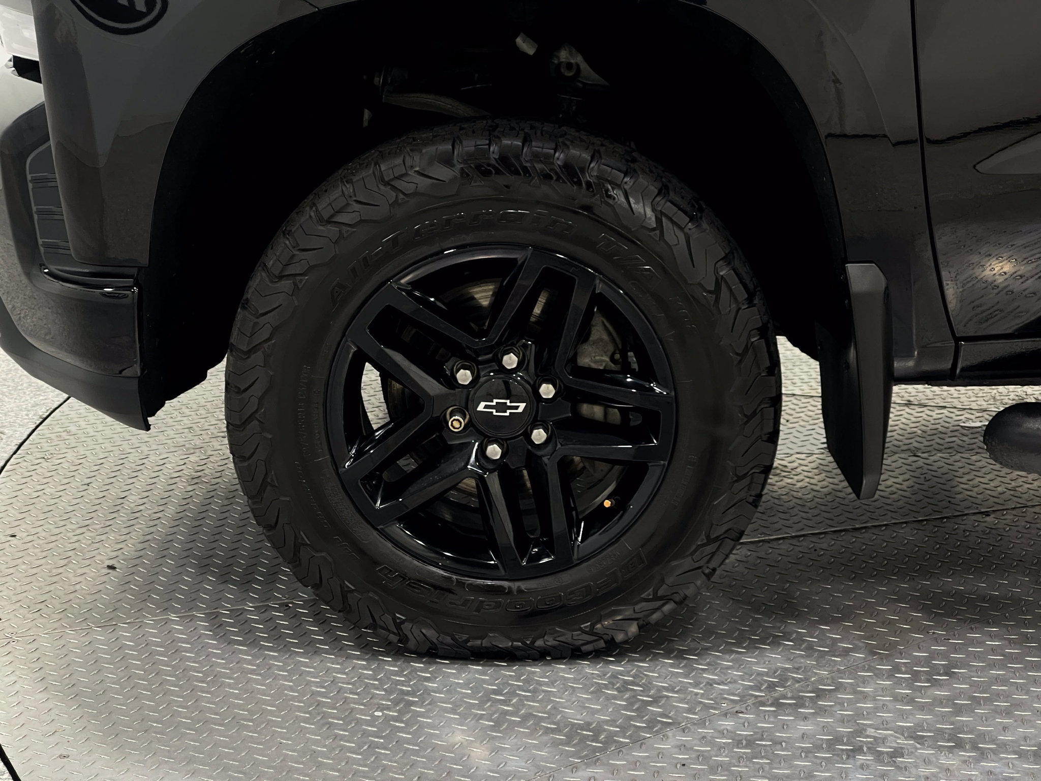 Used 2019 Chevrolet Silverado 1500 LT Trail Boss AWD/4WD image 34