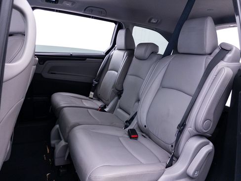 Used 2020 Honda Odyssey Touring image 43