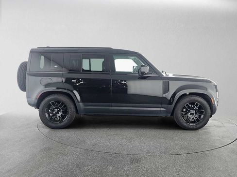Used 2023 Land Rover Defender 110 S AWD/4WD image 6