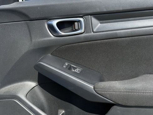 Used 2023 Honda Civic Sport image 28