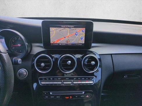 Used 2018 Mercedes-Benz C 300 Sedan image 15