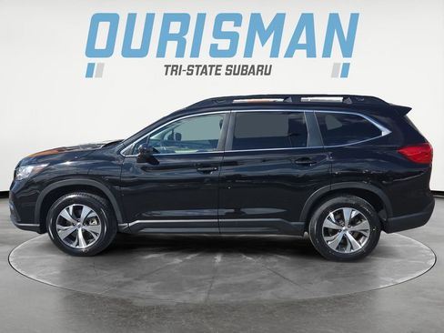 Certified 2022 Subaru Ascent Premium w/ Convenience Package image 3