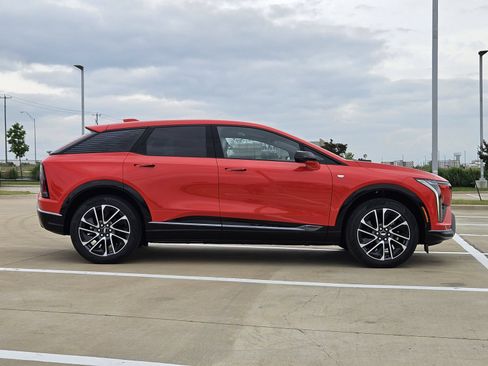 New 2026 Cadillac Optiq Sport 1 RWD image 7