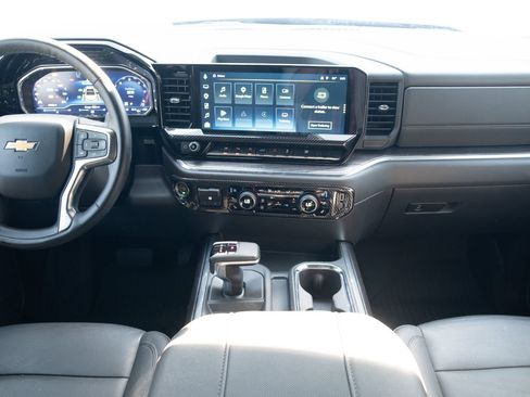 Used 2024 Chevrolet Silverado 1500 LTZ w/ LTZ Premium Package AWD/4WD image 22