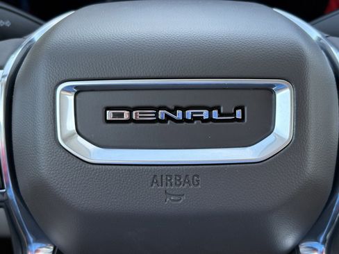 New 2026 GMC Terrain Denali w/ LPO, Floor Liner Package image 32