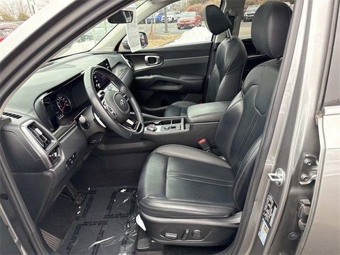 Used 2021 Kia Sorento EX image 14