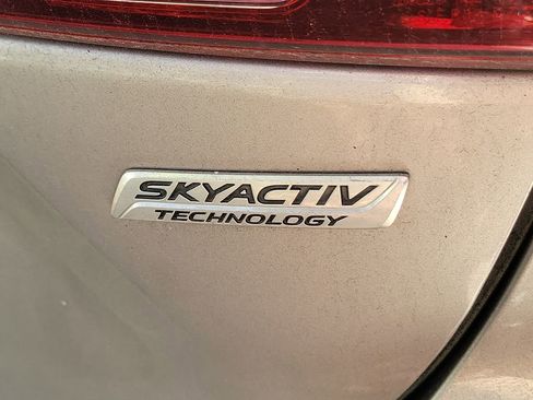 Used 2016 MAZDA MAZDA3 i Sport w/ Preferred Equipment Package image 16