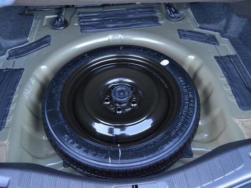 Used 2016 Ford Fusion SE w/ Equipment Group 202A image 33