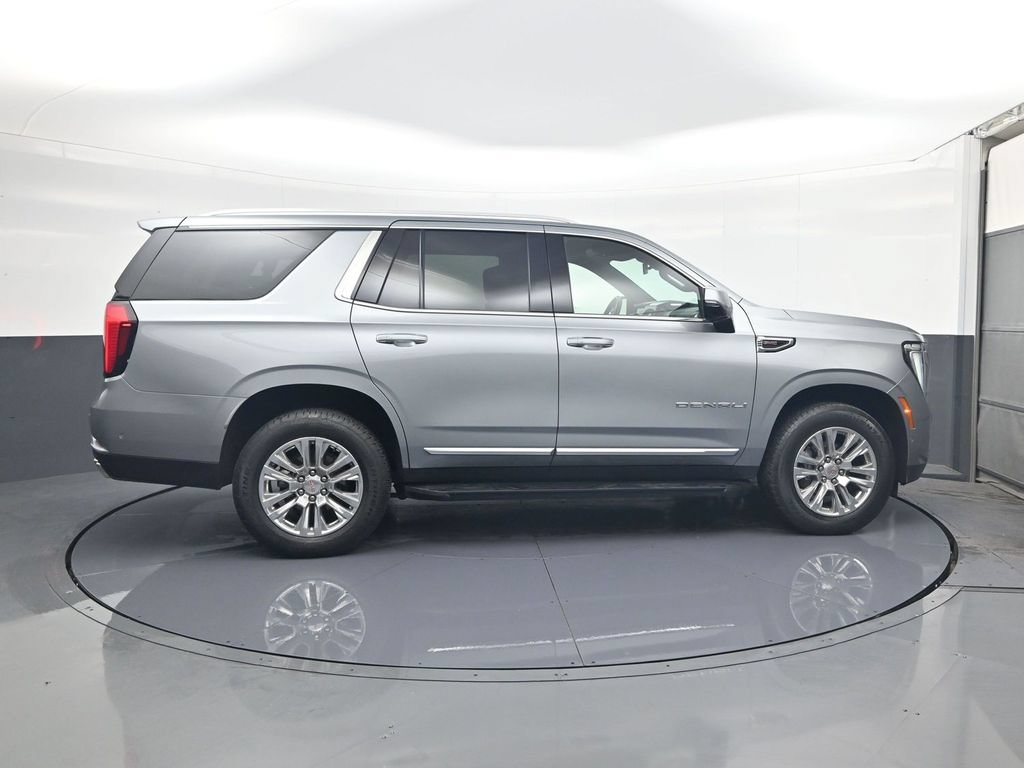 Used 2025 GMC Yukon Denali AWD/4WD image 11