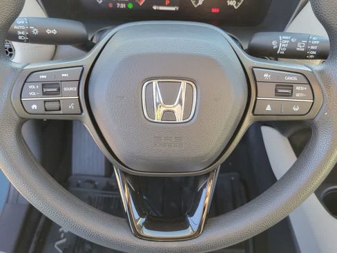 Used 2024 Honda HR-V LX image 18