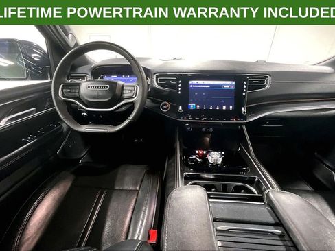 Used 2023 Jeep Wagoneer 4WD w/ Convenience Group I image 18