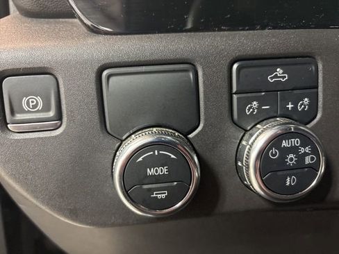 Used 2024 GMC Sierra 1500 Elevation RWD image 25