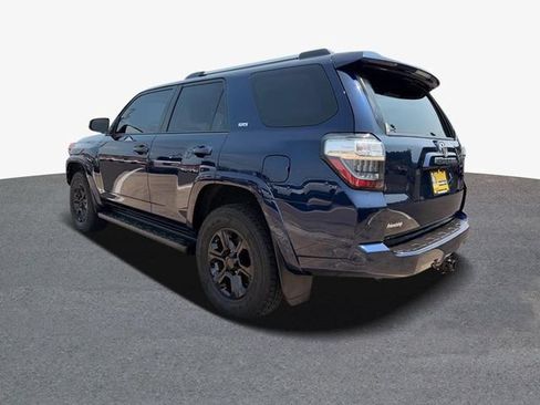 Used 2019 Toyota 4Runner SR5 Premium AWD/4WD image 2