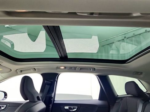 New 2026 Volvo XC60 B5 Plus w/ Protection Package Premier image 18