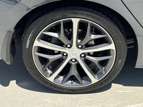 Certified 2024 Honda Civic Touring image 30