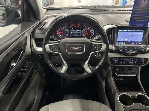 Used 2018 GMC Terrain SLT w/ Preferred Package image 34