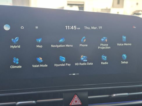 Used 2023 Hyundai Elantra Limited FWD image 23