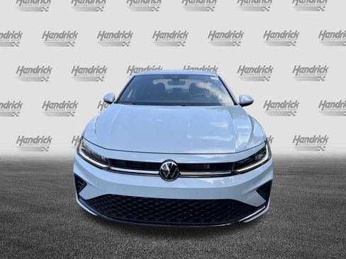 Used 2026 Volkswagen Jetta Sport FWD image 3