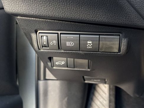 New 2026 Toyota Corolla Cross XLE image 24