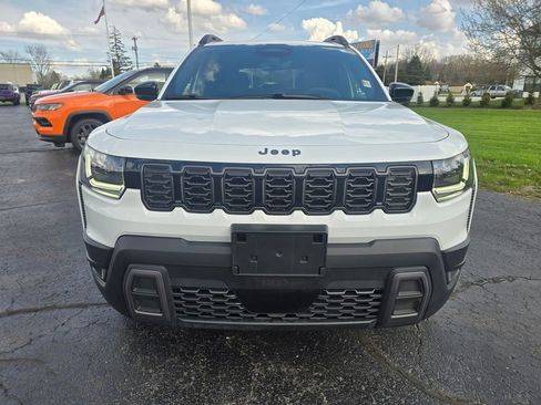 Used 2026 Jeep Cherokee Limited image 2