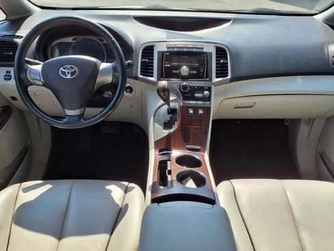 Used 2009 Toyota Venza AWD image 12