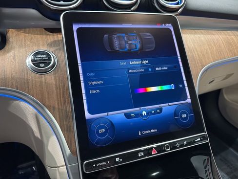 Used 2022 Mercedes-Benz C 300 4MATIC Sedan w/ Pinnacle Trim Package image 19