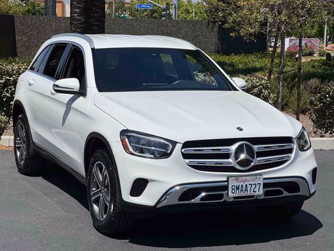 Used 2020 Mercedes-Benz GLC 300 4MATIC image 20