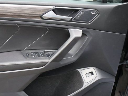 Used 2023 Volkswagen Tiguan SEL R-Line image 24